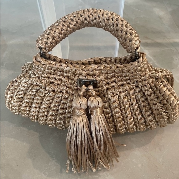 NWOT Catarina Mina Catina
•Handmade crochet clutch
•one of a kind
•poly cotton - Picture 6 of 6